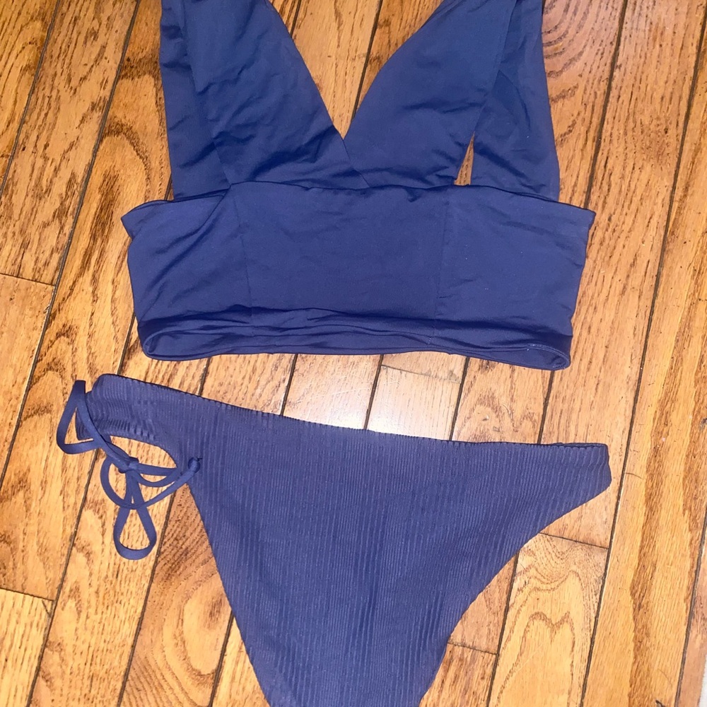 L*Space Bikini - Picture 7 of 7